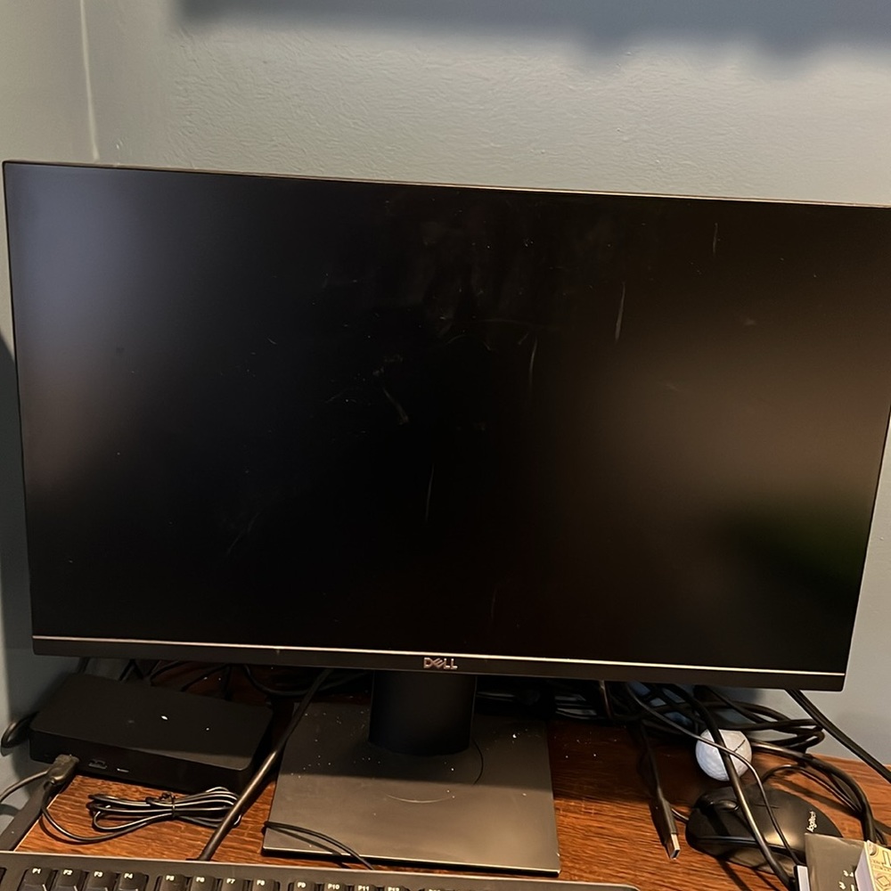 Like new never used desk top Dell Monitor